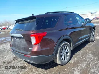 2020 Ford Explorer XLT with VIN 1FMSK8DHXLGA66970, listed as a IAAI auction lot 41941824 with 81,187 mi miles. Bid and sale history available at carsss.com. Image 4.