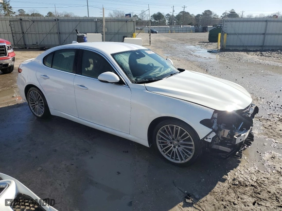 2017 Alfa Romeo Giulia Ti with VIN ZARFAECN9H7551998, listed as a Copart auction lot 42725885 with 109,434 mi miles and Salvage Title. Bid and sale history available at carsss.com. Image 4.