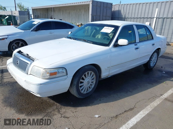 2008 Mercury Grand Marquis LS z VIN 2MEFM75V68X647087, wystawiony jako IAAI lot #41936416 z przebiegiem 263 636 mil mil oraz . Historia ofert i sprzedaży dostępna na DreamBid. Obrazek 17.