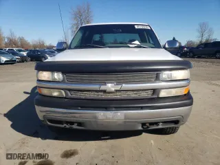 1999 Chevrolet Silverado 1500 LT with VIN 1GCEK19T9XE190106, listed as a Copart auction lot 45158235 with 300,786 mi miles and Salvage Title. Bid and sale history available at carsss.com. Image 5.