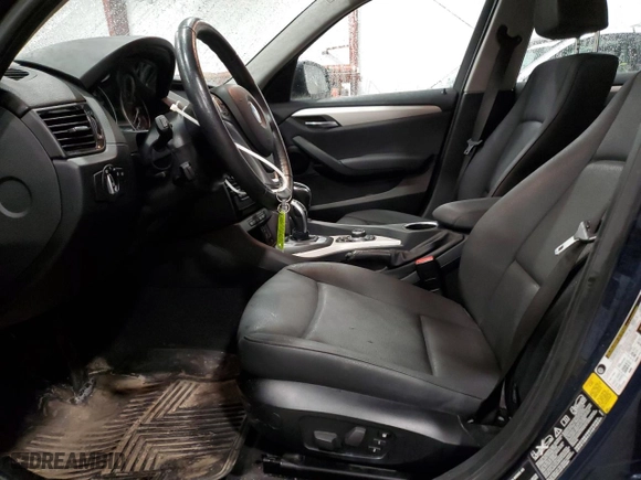 2014 BMW X1 xDrive28i with VIN WBAVL1C59EVY21292, listed as a Copart auction lot 48659955 with 107,197 mi miles and Salvage Title. Bid and sale history available at carsss.com. Image 7.