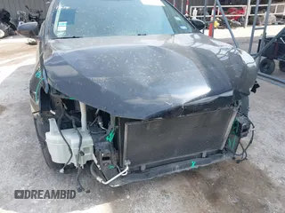 2017 Toyota Camry XLE z VIN 4T1BF1FK6HU404054, wystawiony jako IAAI lot #41921983 z przebiegiem 129 091 mil mil oraz . Historia ofert i sprzedaży dostępna na DreamBid. Obrazek 6.