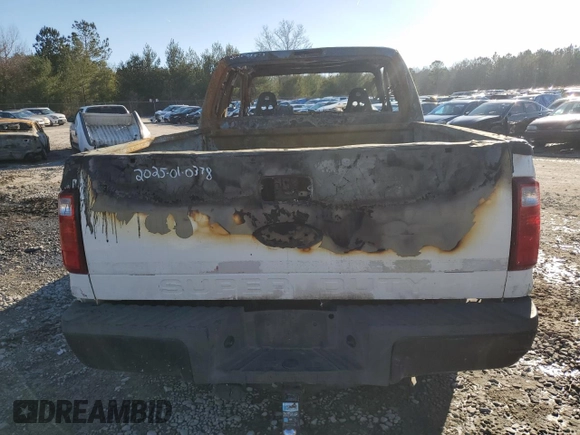 2008 Ford Super Duty F-250 SRW XL with VIN 1FTNX20568EC82863, listed as a Copart auction lot 43439355 with Not Provided miles and Non Repairable. Bid and sale history available at carsss.com. Image 6.