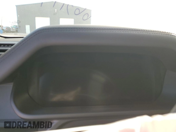 2023 Land Rover Defender X с VIN SALEXEEU6P2135372, выставлен на аукционе Copart как лот 46631195 с пробегом Не указан миль и Списание • Salvage title. История ставок и продаж доступна на DreamBid. Изображение 9.