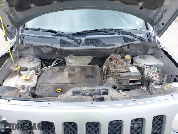 2016 Jeep Patriot Sport with VIN 1C4NJRBB0GD763788, listed as a IAAI auction lot 42100643 with 135,241 mi miles and . Bid and sale history available at carsss.com. Image 10.