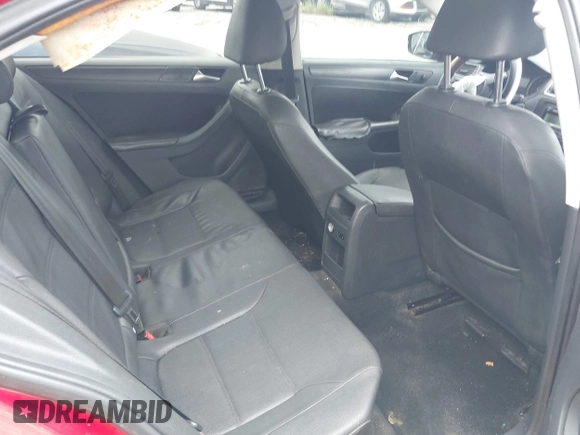 2012 Volkswagen Jetta SE с VIN 3VWDP7AJ6CM086877, выставлен на аукционе IAAI как лот 42390302 с пробегом 189 490 миль миль и . История ставок и продаж доступна на DreamBid. Изображение 8.
