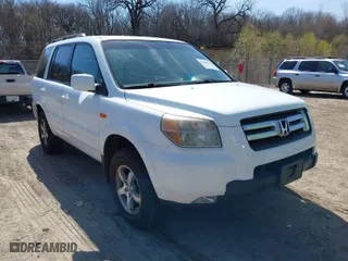 2007 Honda Pilot EX-L with VIN 5FNYF18777B002106, listed as a IAAI auction lot 42060765 with 202,276 mi miles. Bid and sale history available at carsss.com. Image 1.