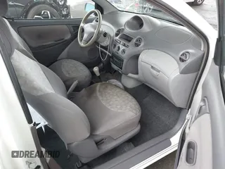 2000 Toyota ECHO with VIN JTDAT1232Y0082981, listed as a IAAI auction lot 41503408 with 205,493 mi miles and . Bid and sale history available at DreamBid. Image 5.