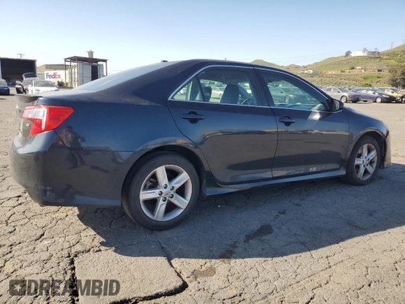 2014 Toyota Camry L with VIN 4T1BF1FK2EU805743, listed as a Copart auction lot 51930285 with 81,379 mi miles and Salvage Title. Bid and sale history available at carsss.com. Image 3.