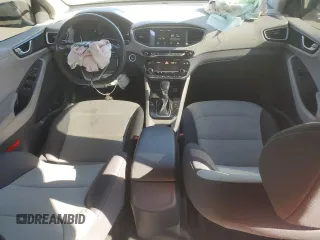 2019 Hyundai Ioniq SEL z VIN KMHC75LC1KU132316, wystawiony jako Copart lot #49489345 z przebiegiem 132 471 mil mil oraz Szkody całkowita. Historia ofert i sprzedaży dostępna na DreamBid. Obrazek 8.