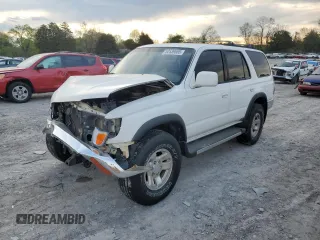 1998 Toyota 4Runner SR5 z VIN JT3GN86R1W0067756, wystawiony jako Copart lot #52539665 z przebiegiem 277 176 mil mil oraz Czysty tytuł • Clean title. Historia ofert i sprzedaży dostępna na DreamBid. Obrazek 1.