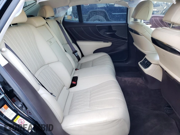 2018 Lexus LS 500 z VIN JTHB51FF1J5005657, wystawiony jako Copart lot #42303805 z przebiegiem 40 345 mil mil oraz Szkoda całkowita • Salvage title. Historia ofert i sprzedaży dostępna na DreamBid. Obrazek 11.