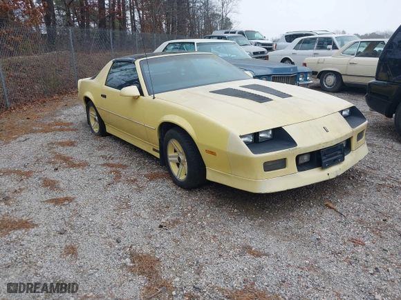 1986 Chevrolet Camaro Z28 Sport with VIN 1G1FP87H0GL154693, listed as a IAAI auction lot 41404607 with 26,343 mi miles. Bid and sale history available at carsss.com. Image 1.