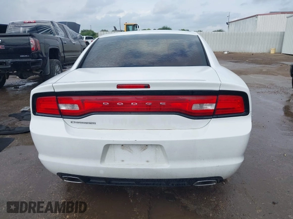 2013 Dodge Charger SE z VIN 2C3CDXBG0DH531483, wystawiony jako IAAI lot #42131266 z przebiegiem Nie podano mil oraz . Historia ofert i sprzedaży dostępna na DreamBid. Obrazek 16.