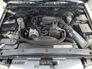 2000 GMC Jimmy SLE Convenience with VIN 1GKDT13W7Y2224370, listed as a Copart auction lot 44601215 with 0 mi miles and Clean Title. Bid and sale history available at carsss.com. Image 12.
