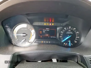 2017 Ford Police Interceptor Utility z VIN 1FM5K8ARXHGB15585, wystawiony jako Copart lot #58861855 z przebiegiem 95 176 mil mil oraz Szkoda całkowita • Salvage title. Historia ofert i sprzedaży dostępna na DreamBid. Obrazek 9.