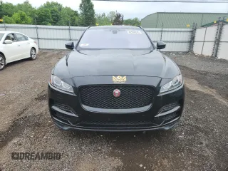 2017 Jaguar F-Pace 20d Premium with VIN SADCJ2BN6HA090098, listed as a Copart auction lot 62694045 with 104,480 mi miles and Clean title. Bid and sale history available at DreamBid. Image 5.