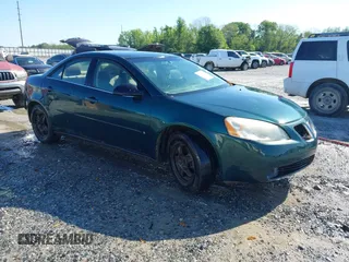 2007 Pontiac G6 1SV Value Leader with VIN 1G2ZF58B974213514, listed as a IAAI auction lot 41988782 with 283,986 mi miles. Bid and sale history available at carsss.com. Image 1.