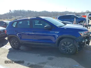 2023 Volkswagen Taos S z VIN 3VVDX7B24PM323173, wystawiony jako IAAI lot #41763607 z przebiegiem 38 506 mil mil oraz . Historia ofert i sprzedaży dostępna na DreamBid. Obrazek 14.