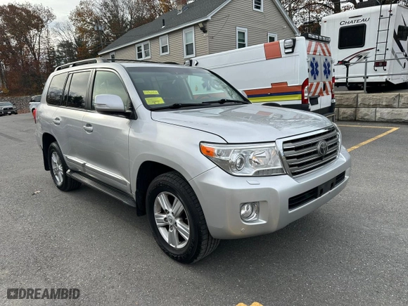 2013 Toyota Land Cruiser with VIN JTMHY7AJXD4017124, listed as a Copart auction lot 79213994 with 185,989 mi miles and Clean Title. Bid and sale history available at carsss.com. Image 4.