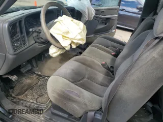 2004 Chevrolet Silverado 1500 LS with VIN 2GCEC19T441217495, listed as a Copart auction lot 52202075 with Not Provided miles and Salvage Title. Bid and sale history available at DreamBid. Image 7.