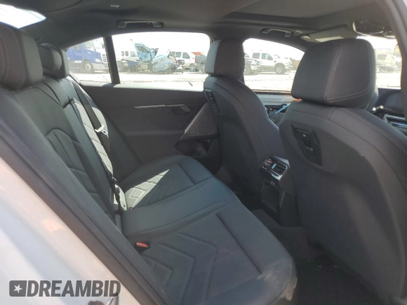 2024 BMW i5 eDrive40 with VIN WBY33FK05RCR50188, listed as a Copart auction lot 52953195 with 423 mi miles and Salvage title. Bid and sale history available at DreamBid. Image 10.