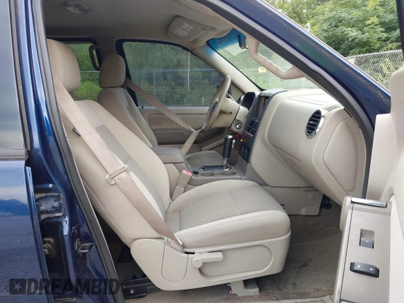 2006 Ford Explorer XLS z VIN 1FMEU62E86UA69991, wystawiony jako IAAI lot #42599509 z przebiegiem 163 531 mil mil oraz . Historia ofert i sprzedaży dostępna na DreamBid. Obrazek 5.