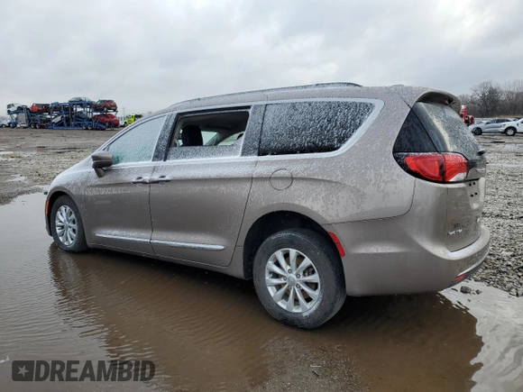 2017 Chrysler Pacifica Touring L with VIN 2C4RC1BG6HR537536, listed as a Copart auction lot 49702695 with 123,599 mi miles and Salvage Title. Bid and sale history available at DreamBid. Image 2.