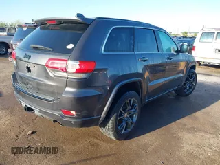 2015 Jeep Grand Cherokee Laredo with VIN 1C4RJFAGXFC631123, listed as a IAAI auction lot 41859251 with 201,558 mi miles. Bid and sale history available at carsss.com. Image 4.