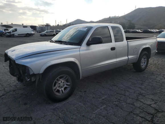 2004 Dodge Dakota SLT with VIN 1D7GL42N94S576921, listed as a Copart auction lot 89334585 with 175,085 mi miles and Salvage Title. Bid and sale history available at carsss.com. Image 1.