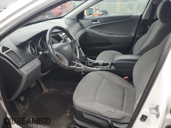 2011 Hyundai Sonata GLS z VIN 5NPEB4AC6BH217624, wystawiony jako Copart lot #57417915 z przebiegiem 210 488 mil mil oraz Czysty tytuł • Clean title. Historia ofert i sprzedaży dostępna na DreamBid. Obrazek 7.