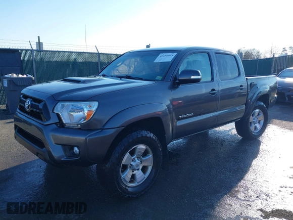 2014 Toyota Tacoma PreRunner with VIN 5TFJU4GN0EX057850, listed as a IAAI auction lot 41656053 with 170,269 mi miles. Bid and sale history available at carsss.com. Image 18.