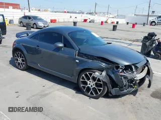 2004 Audi TT with VIN TRUSC28N341025184, listed as a IAAI auction lot 42520945 with 152,385 mi miles and . Bid and sale history available at DreamBid. Image 1.