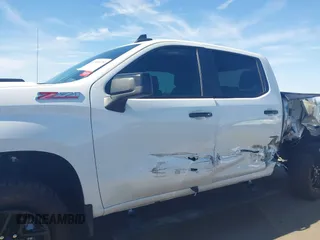 2024 Chevrolet Silverado 1500 with VIN 3GCUDFED0RG387405, listed as a IAAI auction lot 41590979 with 4,105 mi miles and . Bid and sale history available at DreamBid. Image 14.