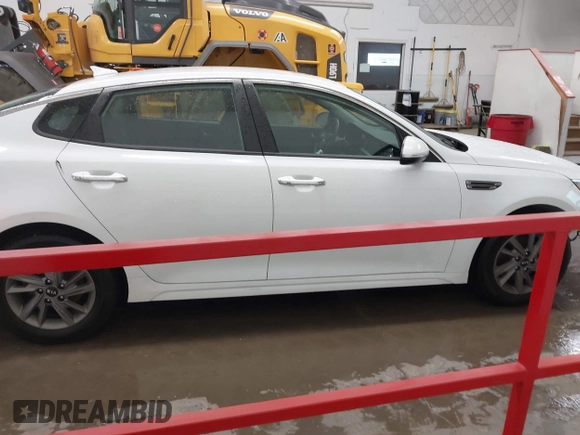 2020 Kia Optima LX with VIN 5XXGT4L34LG418924, listed as a IAAI auction lot 42314647 with 104,767 mi miles and . Bid and sale history available at DreamBid. Image 14.