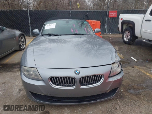 2007 BMW Z4 3.0si with VIN 4USBU535X7LX02797, listed as a IAAI auction lot 41520942 with 115,022 mi miles and . Bid and sale history available at DreamBid. Image 12.