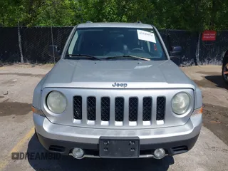 2011 Jeep Patriot Latitude X with VIN 1J4NF4GB3BD172354, listed as a IAAI auction lot 42189978 with 147,266 mi miles and . Bid and sale history available at DreamBid. Image 6.