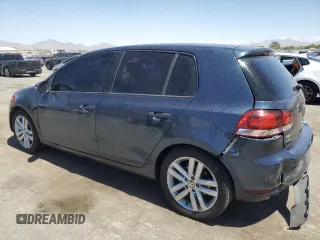 2014 Volkswagen Golf с VIN WVWDB7AJ7EW001565, выставлен на аукционе Copart как лот 67418224 с пробегом 70 169 миль миль и Списание • Salvage title. История ставок и продаж доступна на DreamBid. Изображение 2.