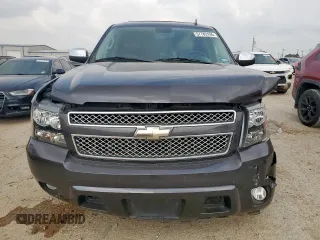 2011 Chevrolet Tahoe LT z VIN 1GNSCBE05BR155119, wystawiony jako Copart lot #57783155 z przebiegiem 142 297 mil mil oraz Szkoda całkowita • Salvage title. Historia ofert i sprzedaży dostępna na DreamBid. Obrazek 5.