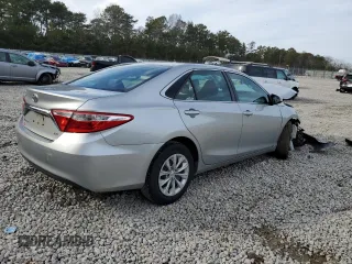 2015 Toyota Camry XLE with VIN 4T1BF1FK5FU911346, listed as a Copart auction lot 43369185 with 67,404 mi miles and Salvage Title. Bid and sale history available at DreamBid. Image 3.