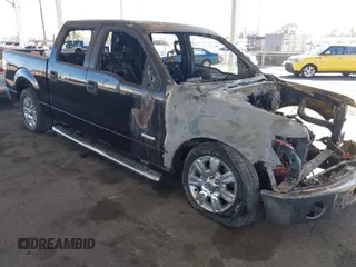2011 Ford F-150 XLT with VIN 1FTFW1CT4BFD31670, listed as a IAAI auction lot 40767975 with 1 mi miles. Bid and sale history available at carsss.com. Image 1.