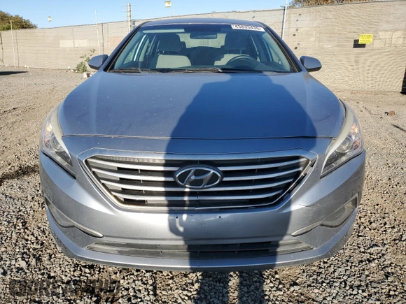 2017 Hyundai Sonata 2.4L with VIN 5NPE24AF7HH520821, listed as a Copart auction lot 43833435 with 107,450 mi miles and Salvage Title. Bid and sale history available at carsss.com. Image 5.