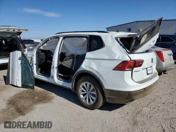 2020 Volkswagen Tiguan S z VIN 3VV0B7AX4LM020785, wystawiony jako Copart lot #87152244 z przebiegiem Nie podano mil oraz Szkoda całkowita • Salvage title. Historia ofert i sprzedaży dostępna na DreamBid. Obrazek 2.