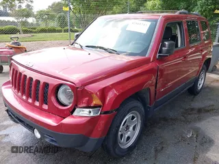 2015 Jeep Patriot Sport с VIN 1C4NJRBB9FD321235, выставлен на аукционе IAAI как лот 42161743 с пробегом 165 015 миль миль и . История ставок и продаж доступна на DreamBid. Изображение 6.