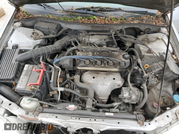 1998 Honda Accord LX z VIN 1HGCG5648WA259663, wystawiony jako Copart lot #55341505 z przebiegiem 205 257 mil mil oraz Szkoda całkowita • Salvage title. Historia ofert i sprzedaży dostępna na DreamBid. Obrazek 11.