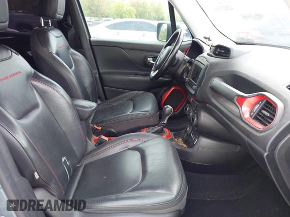 2017 Jeep Renegade Deserthawk z VIN ZACCJBCBXHPF82004, wystawiony jako IAAI lot #42027598 z przebiegiem Nie podano mil oraz . Historia ofert i sprzedaży dostępna na DreamBid. Obrazek 5.