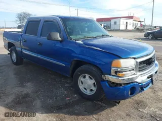 2004 GMC Sierra 1500 Crew Cab SLT with VIN 2GTEC13T041383165, listed as a IAAI auction lot 41579895 with NaN miles. Bid and sale history available at carsss.com. Image 1.