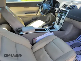 2013 Volvo C70 T5 с VIN YV1672MCODJ138119, выставлен на аукционе IAAI как лот 42450961 с пробегом 75 588 миль миль и . История ставок и продаж доступна на DreamBid. Изображение 5.