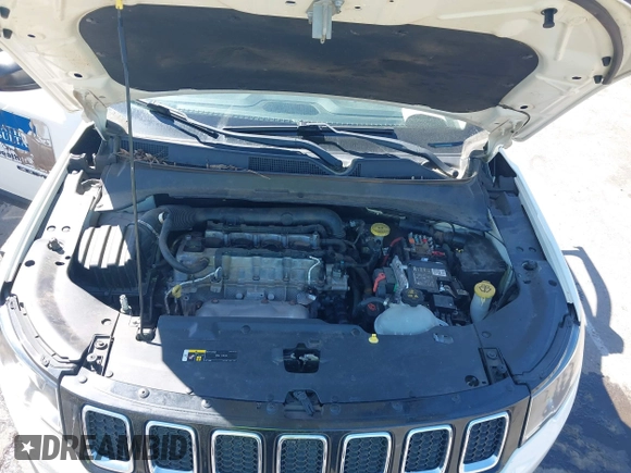 2018 Jeep Compass Sport with VIN 3C4NJCAB1JT151759, listed as a IAAI auction lot 41896340 with 121,804 mi miles. Bid and sale history available at carsss.com. Image 10.