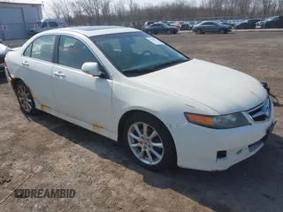 2008 Acura TSX with VIN JH4CL95988C001602, listed as a IAAI auction lot 42099571 with 192,303 mi miles and . Bid and sale history available at carsss.com. Image 1.
